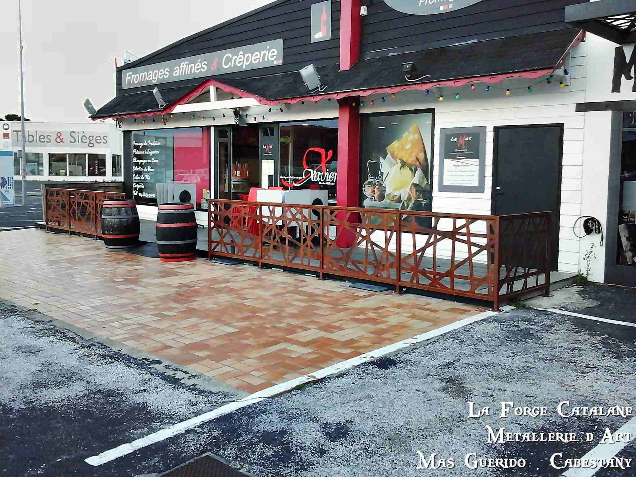 Cloture garde-corps garde corps decoupe laser forge catalane.jpg